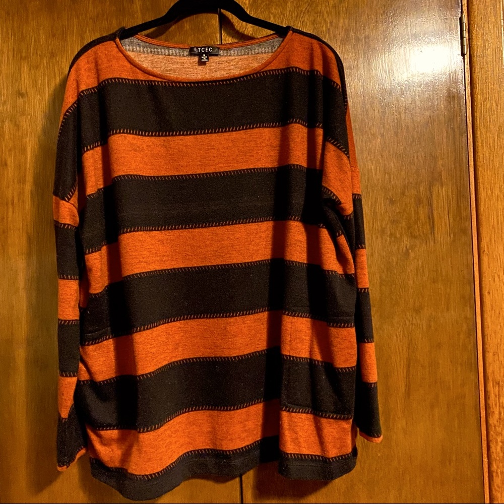 tcec Relaxed Fit Pocket Sweater